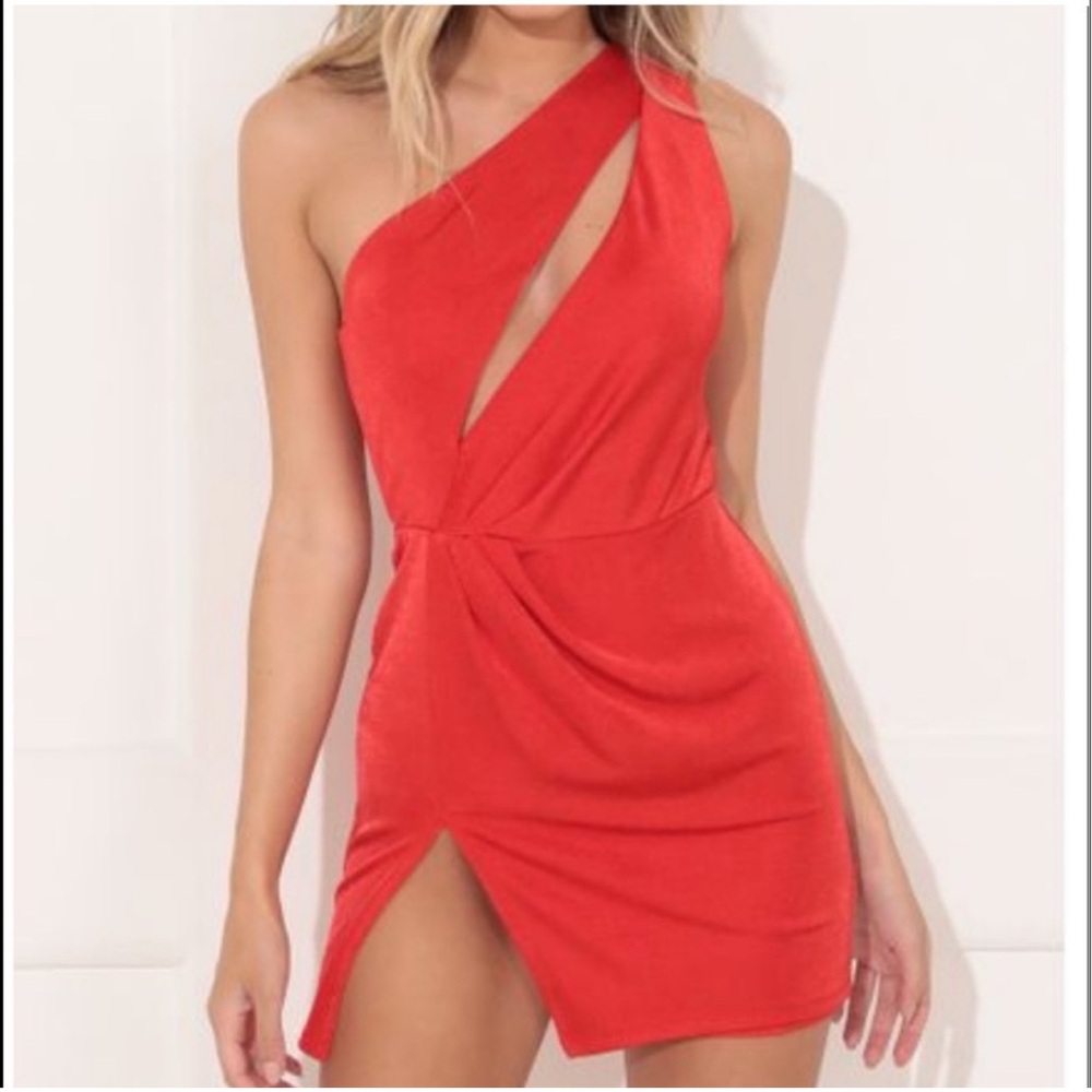 LUCY IN THE SKY Sexy Red Cut Out Dress